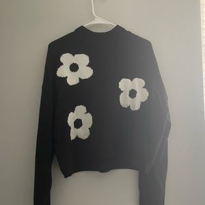 H&M Divided Black Sweater with Flowers